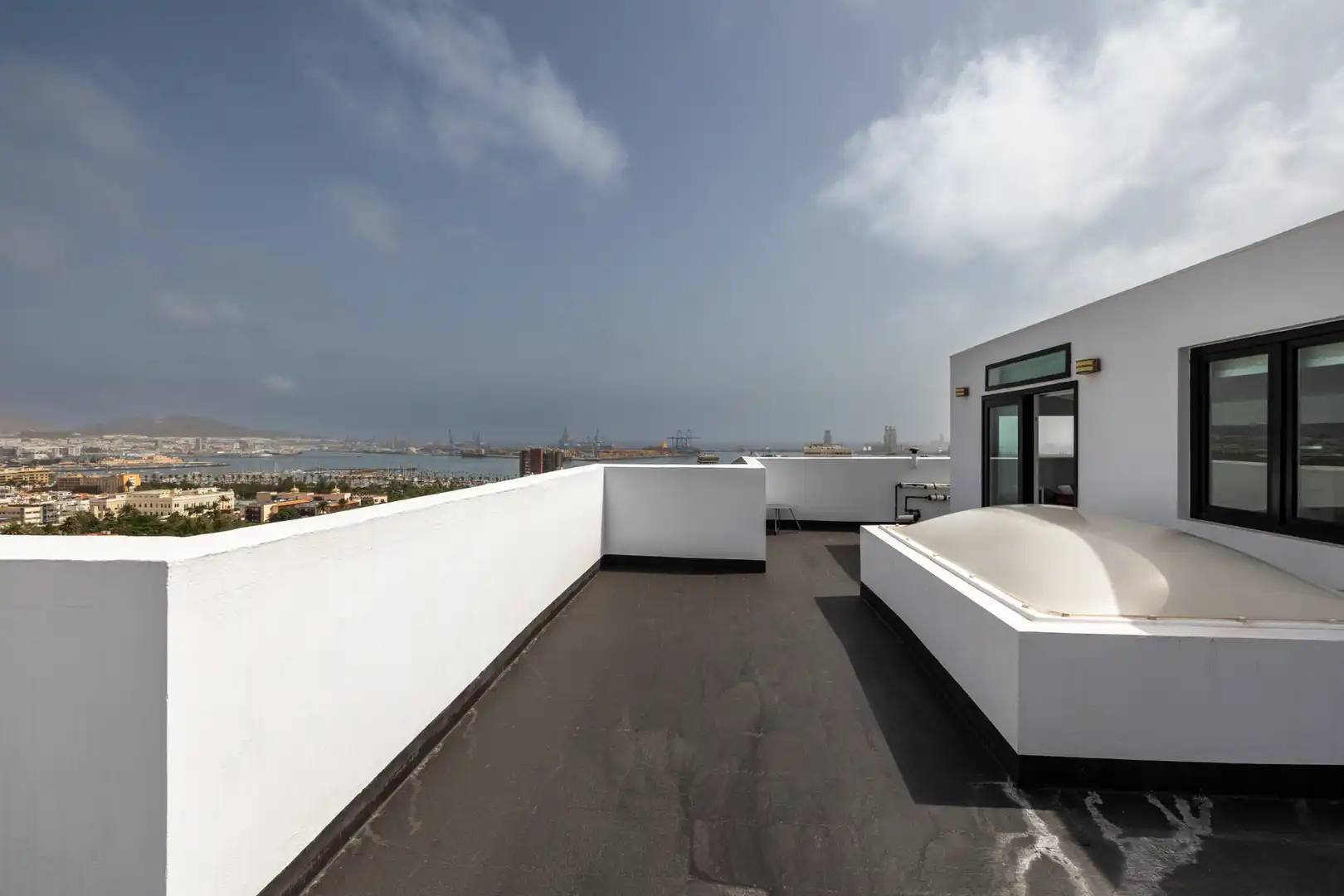 Terrassa de Casa o xalet en venda en Las Palmas de Gran Canaria amb Aire condicionat, Terrassa i Moblat