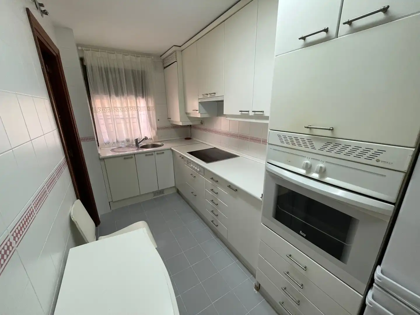 Cocina de Piso de alquiler en Alcalá de Henares con Calefacción, Parquet y Amueblado