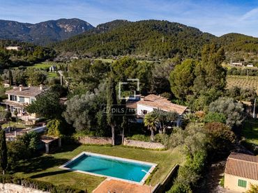 Xalet amb piscina en venda a Nord