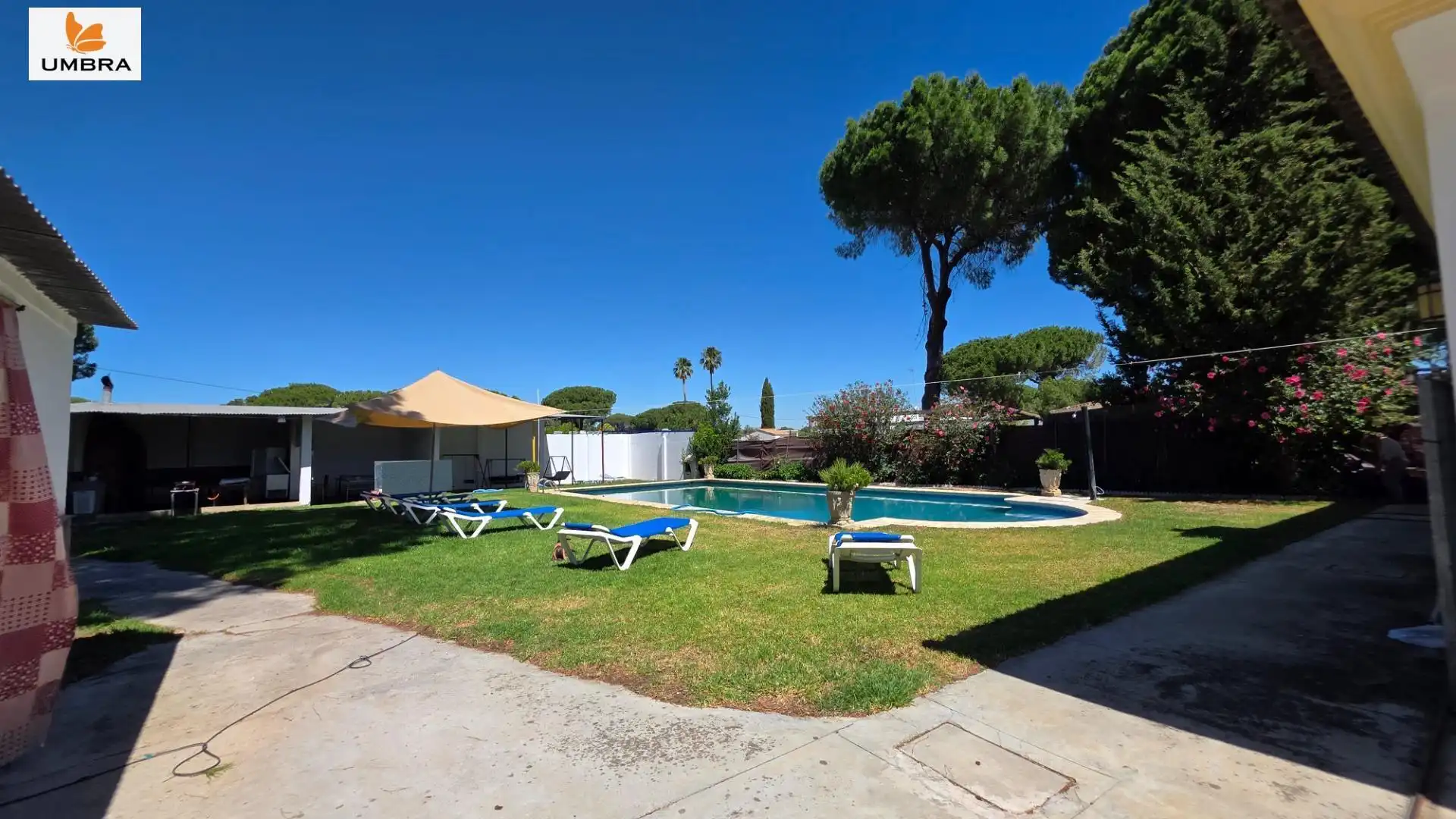 Piscina de Finca rústica en venda en Jerez de la Frontera amb Aire condicionat, Jardí privat i Terrassa