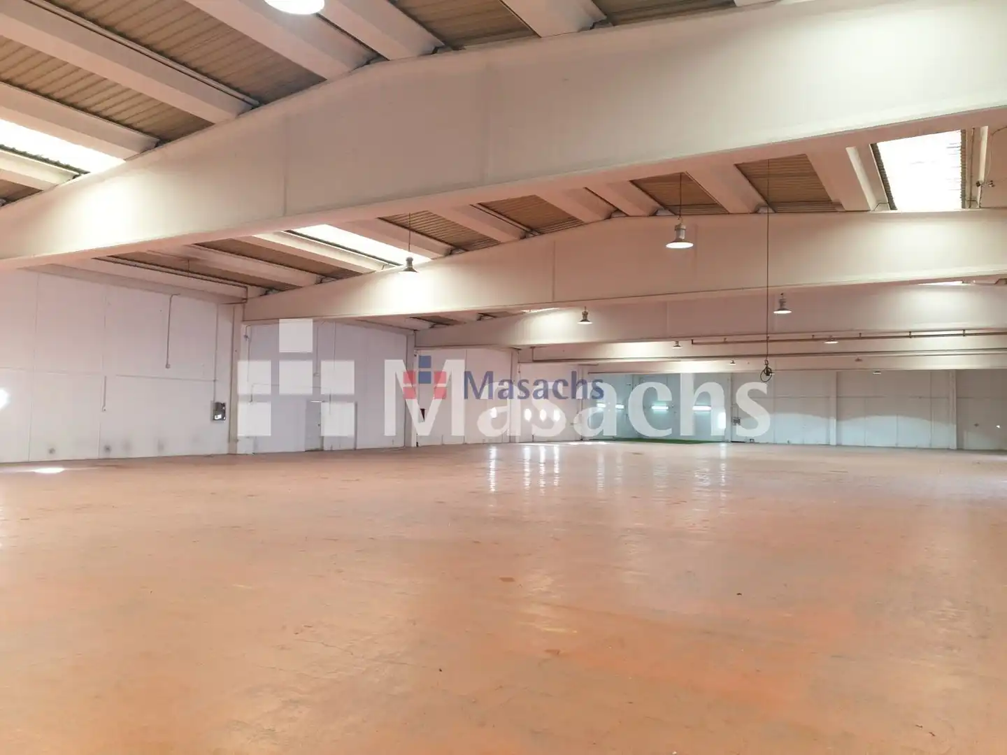 Industrial building for sale in San Blas, imagen 2