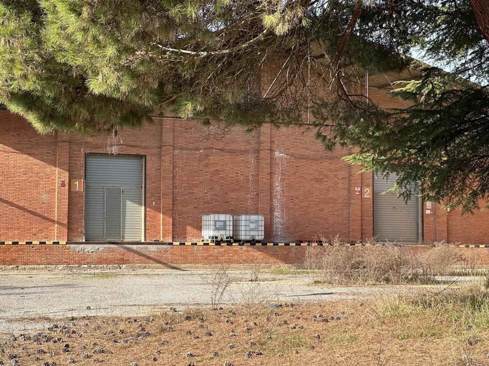 Vista exterior de Nau industrial en venda en Caldes de Malavella