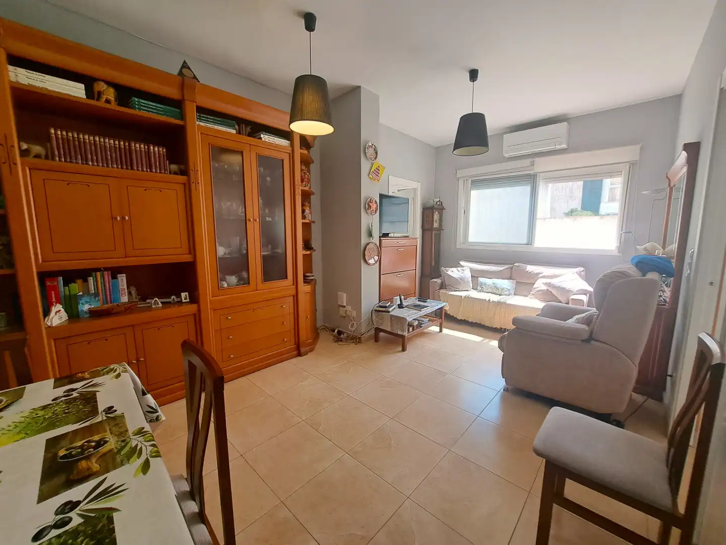 Sala de estar de Planta baja en venta en Mataró con Aire acondicionado, Calefacción y Horno