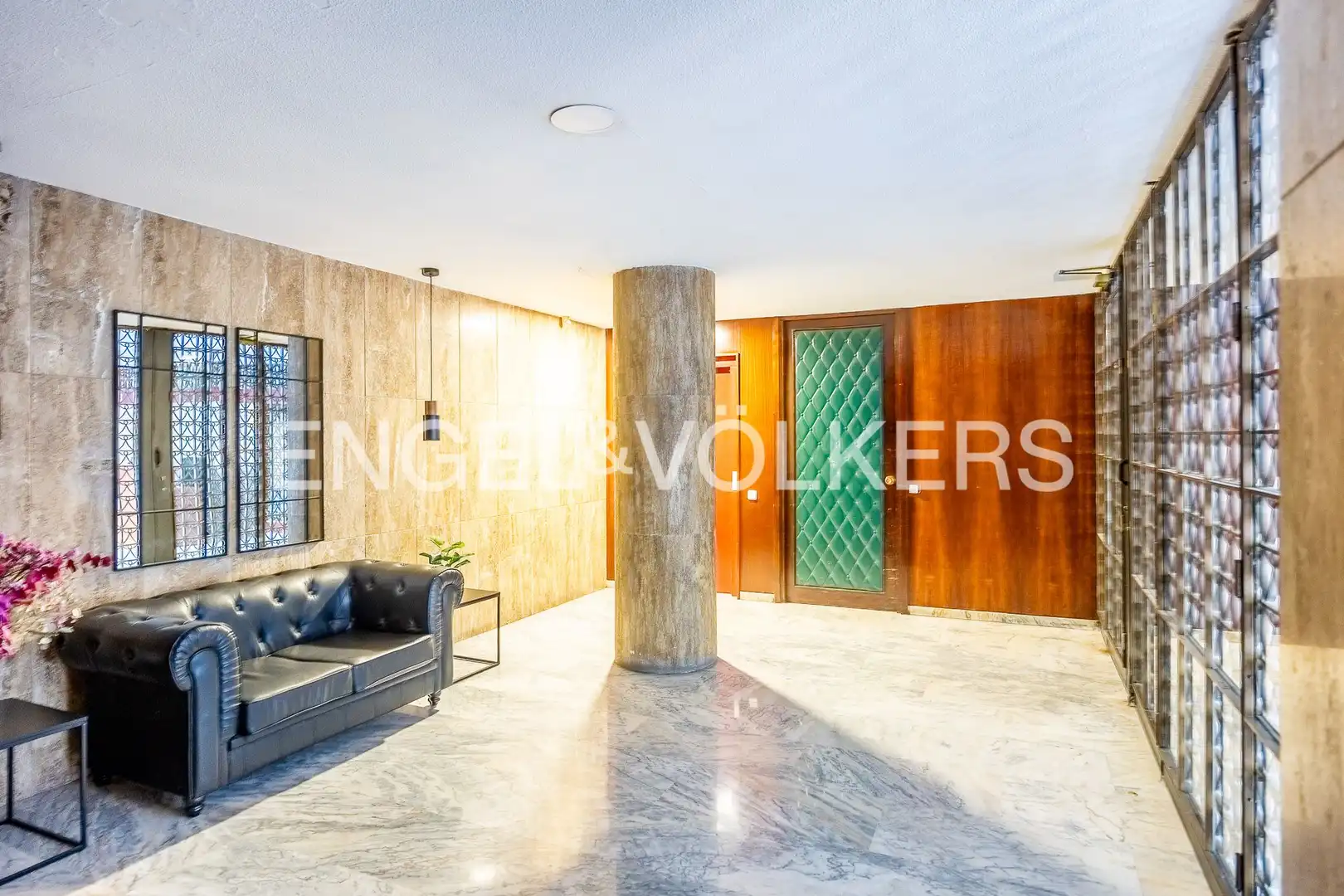 Piso con terraza en venta en Los Remedios, imagen 45