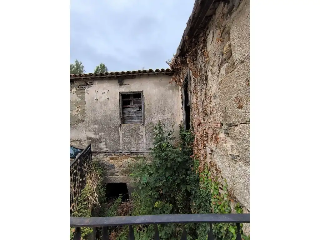 Houses for sale in Paseo Malecon, Monforte de Lemos