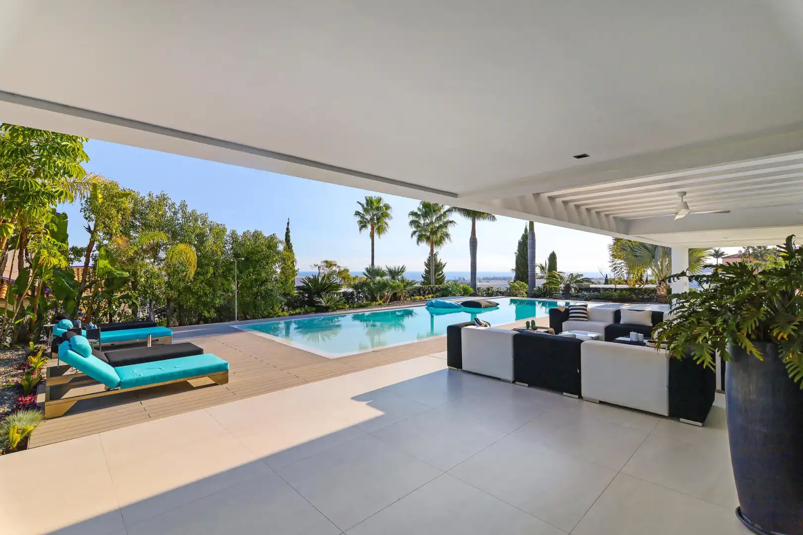 Casa con terraza en venta en Los Flamingos, imagen 8