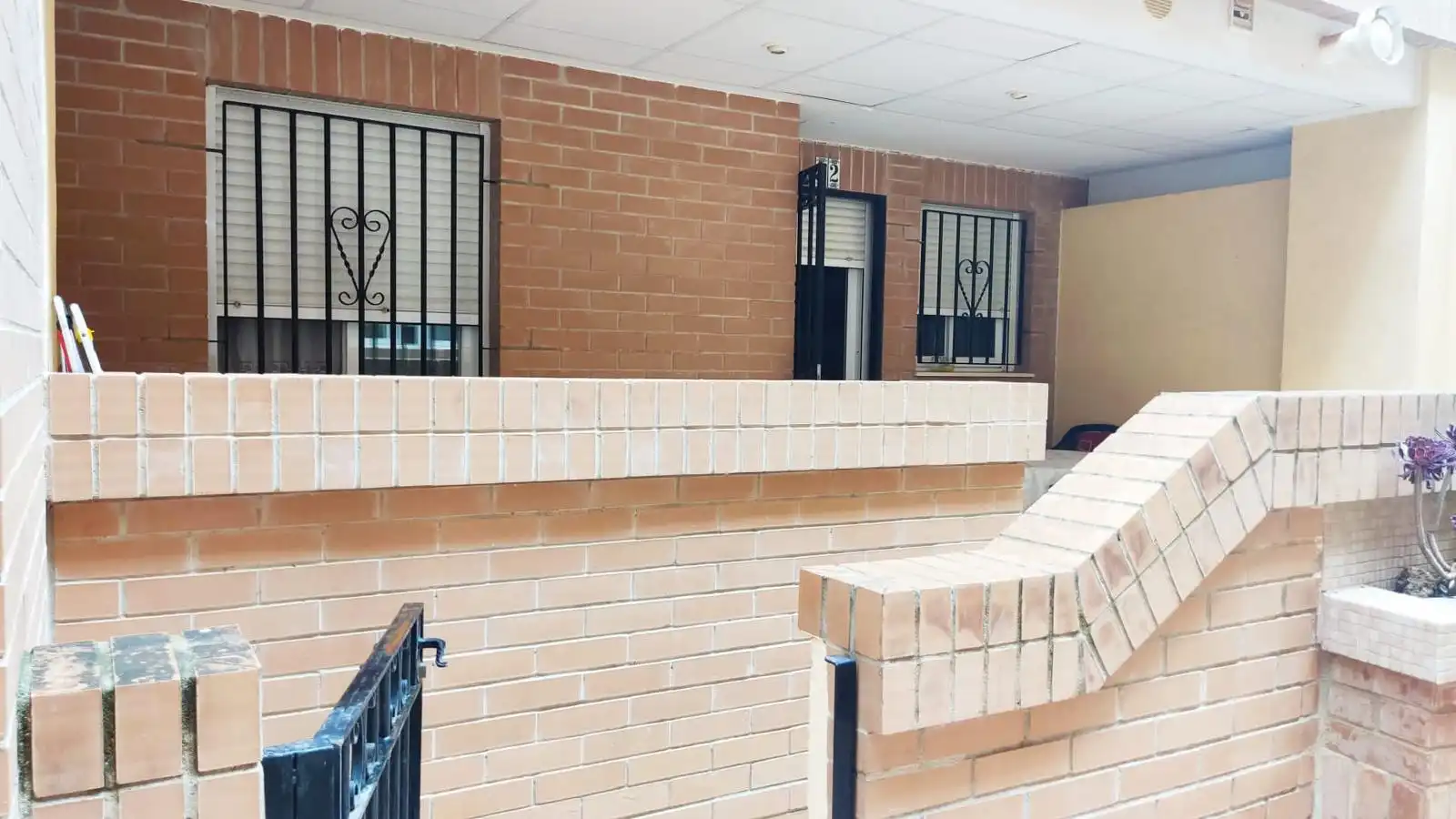 Exterior view of Ground floor for sale in Oropesa del Mar / Orpesa  with Air Conditioner, Terrace and Furnished