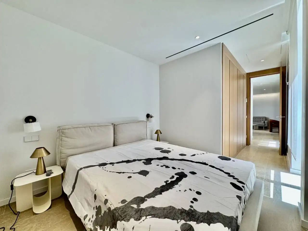 Schlafzimmer von Wohnung zur Miete in Centre