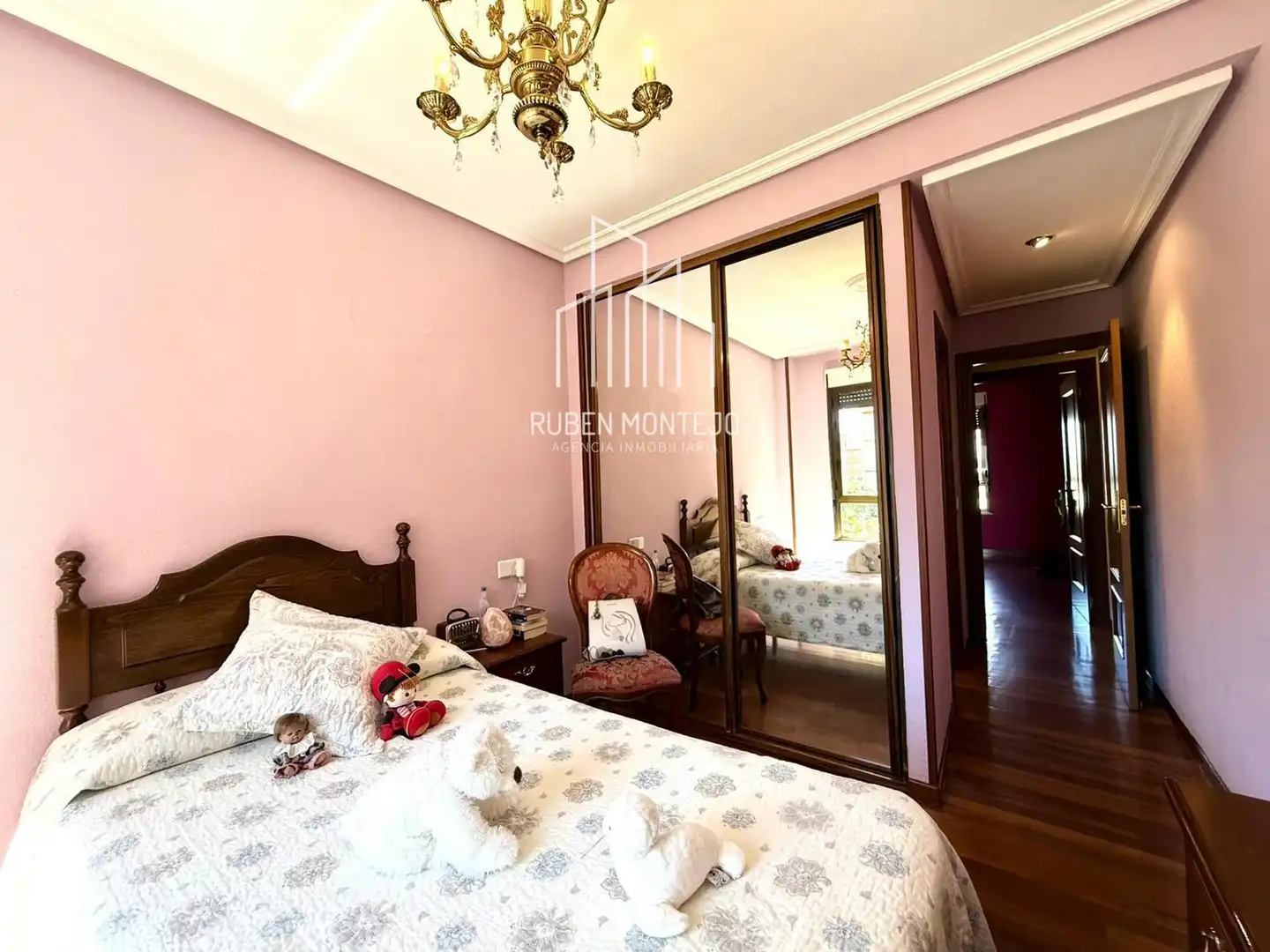 Bedroom of Flat for sale in Salamanca  with Heating, Terrace and Storage room