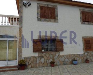 Exterior view of House or chalet for sale in San Vicente del Raspeig / Sant Vicent del Raspeig  with Air Conditioner, Terrace and Storage room