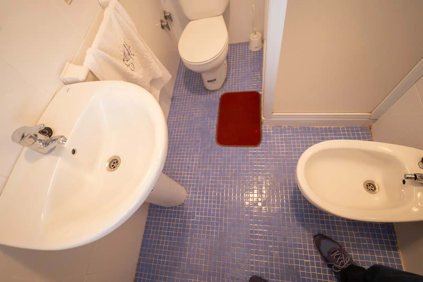 Badezimmer von Geschaftsraum zum Verkauf in Válor mit Terrasse und Möbliert