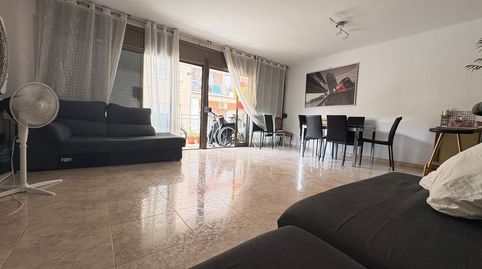Foto 2 de Piso en venta en Santiago, Artigues, Badalona