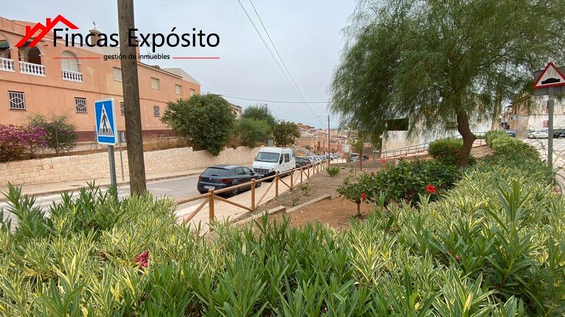 Vista exterior de Casa o xalet en venda en Vélez-Málaga amb Aire condicionat, Forn i Microones