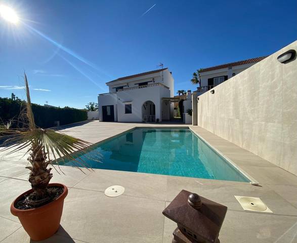 Casa-chalet en Venta en Cala Blanca