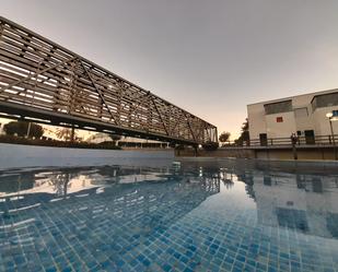 Piscina de Pis en venda en Rota amb Terrassa, Moblat i Balcó