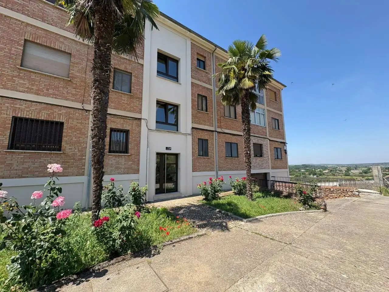 Vista exterior de Apartamento en venta en Ciudad Rodrigo con Aire acondicionado, Calefacción y Terraza