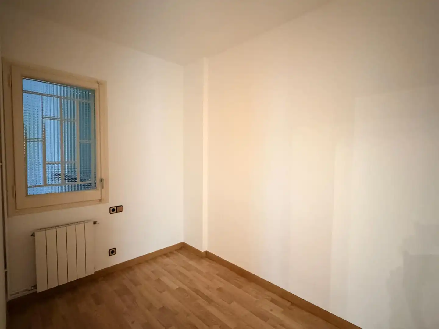 Wohnung zur Miete in Avenida MADRID, La Maternitat i Sant Ramon