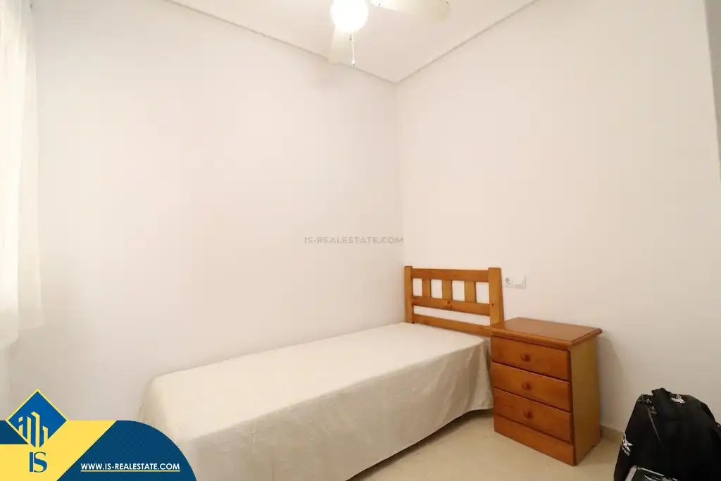 Piso de alquiler en Campoamor