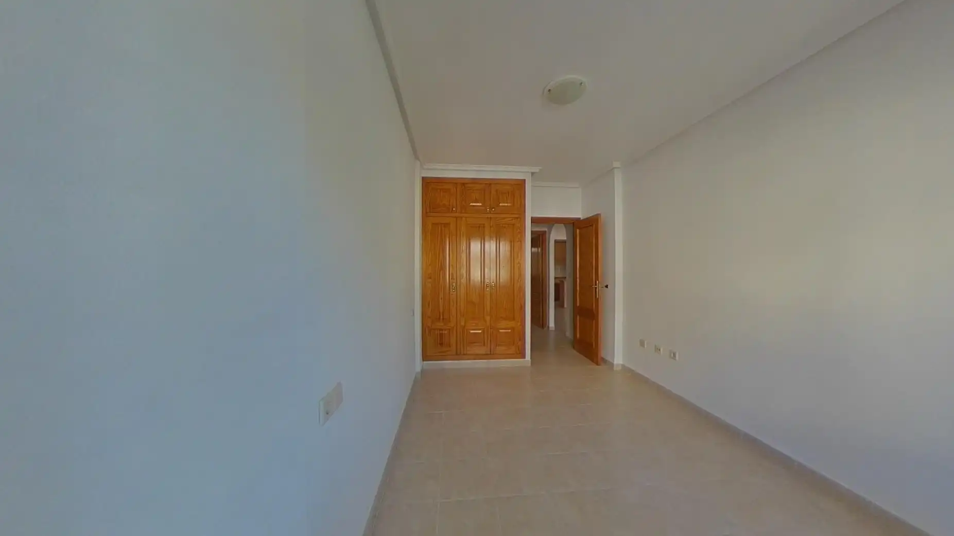 Piso en venta en Torrevieja con Piscina