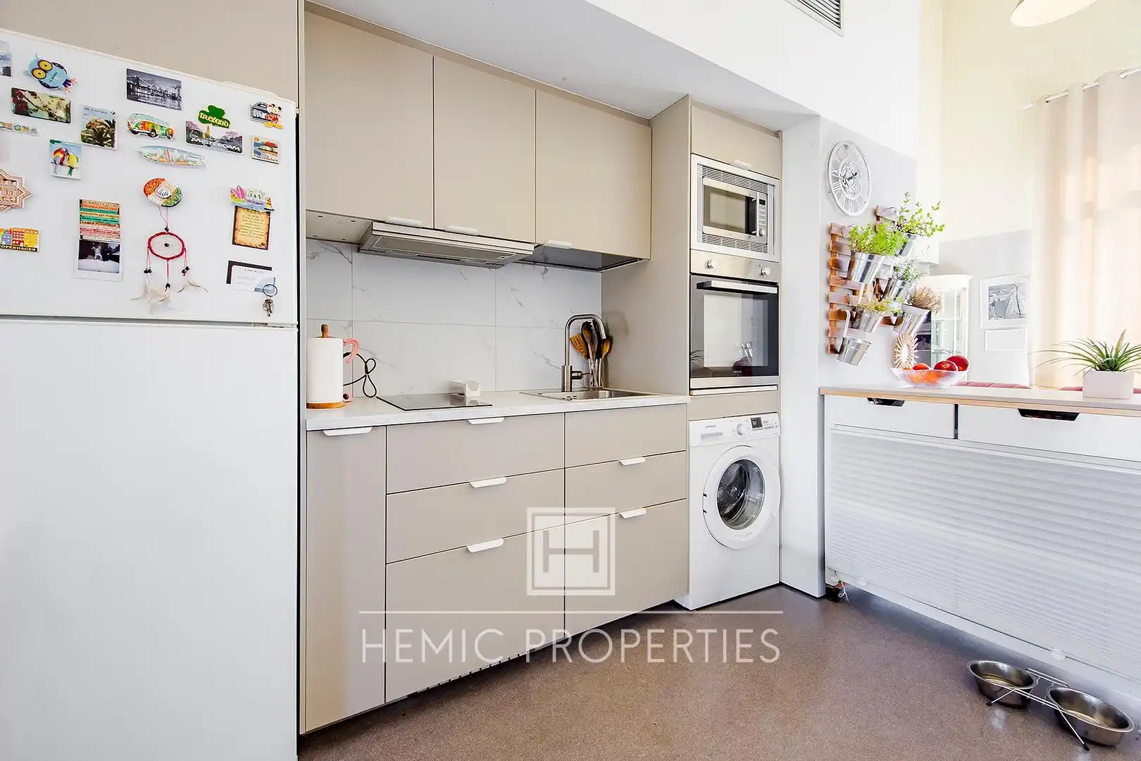 Küche von Dachboden zum Verkauf in Tres Cantos mit Klimaanlage, Privatgarten und Terrasse