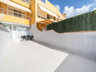 Bungalow avec jardin à vendre à Playa del Acequión, Náufragos y Rocío del Mar