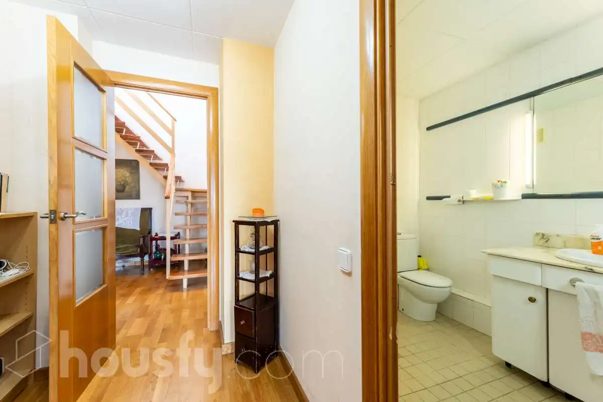 Wohnung zum Verkauf in El Prat de Llobregat mit Klimaanlage, Terrasse und Balkon