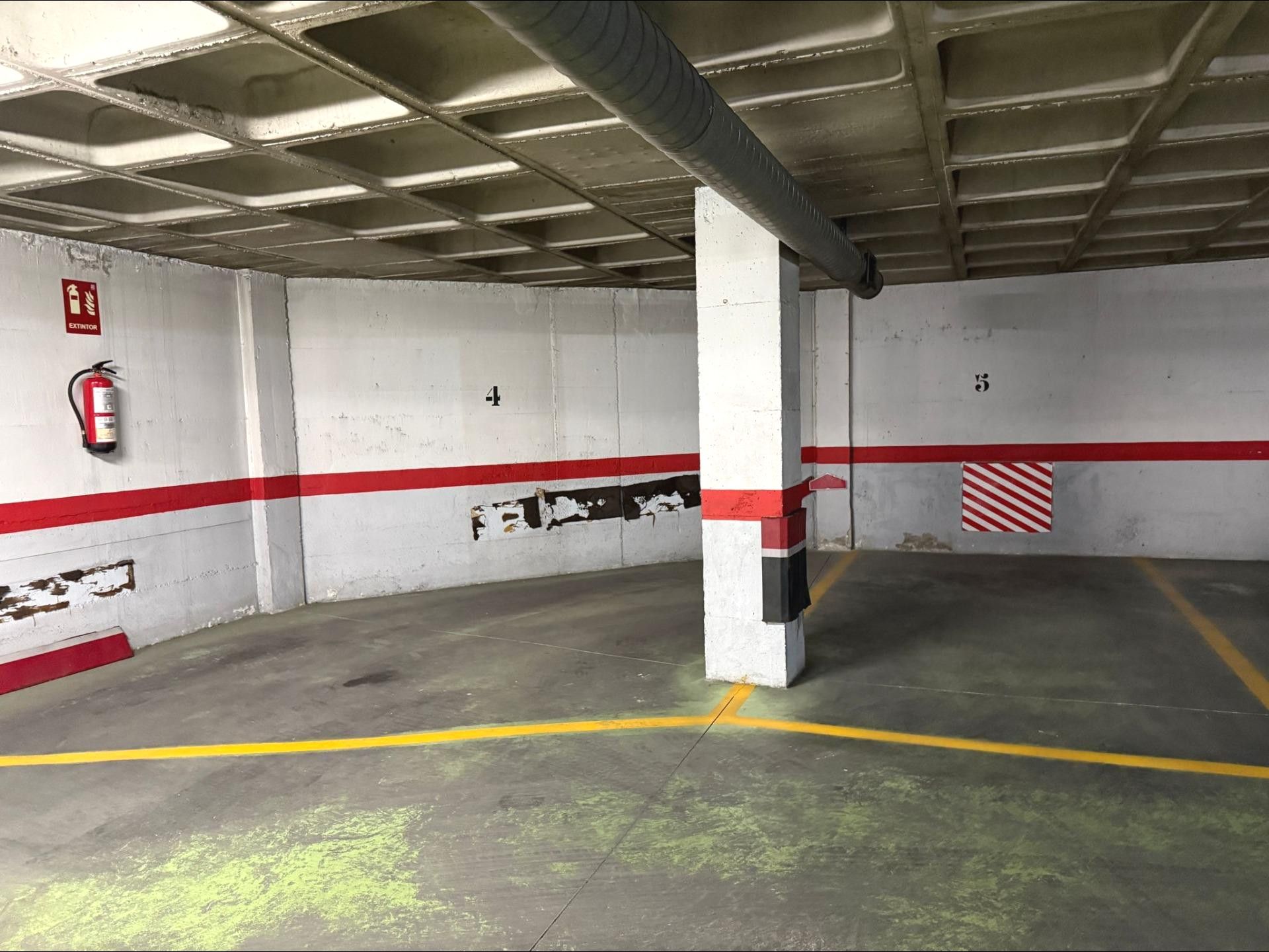 Parking of Flat for sale in Alicante / Alacant  with Air Conditioner, Terrace and Balcony