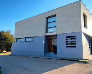 Exterior view of Single-family semi-detached for sale in Tortosa  with Air Conditioner, Heating and Private garden