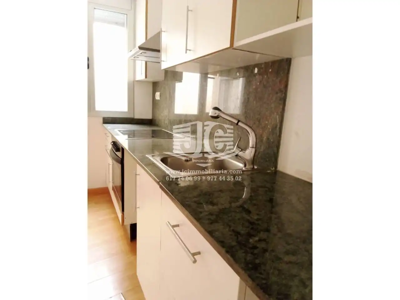 Cuina de Dúplex en venda en L'Ampolla amb Aire condicionat, Parquet i Terrassa