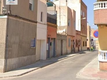 Pis amb ascensor en venda a Calle VIÑICAS