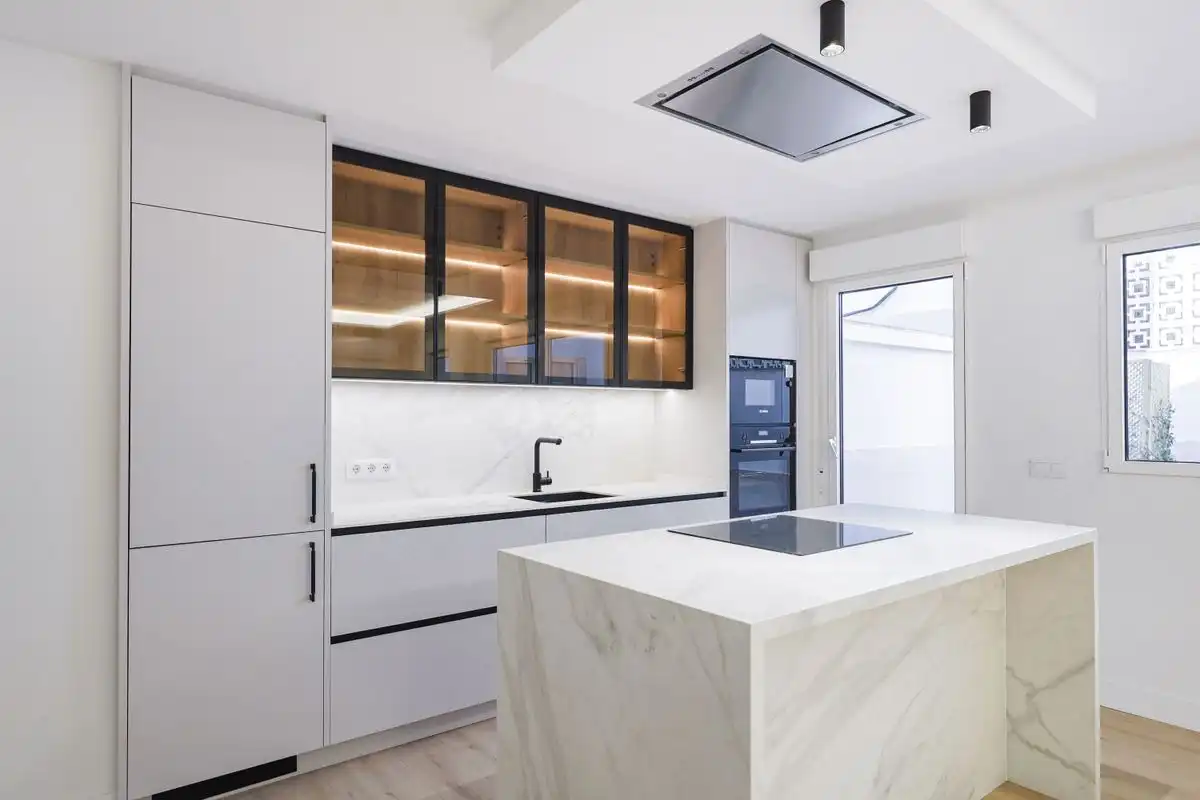 Cuina de Planta baixa en venda en Madrid amb Aire condicionat, Calefacció i Terrassa