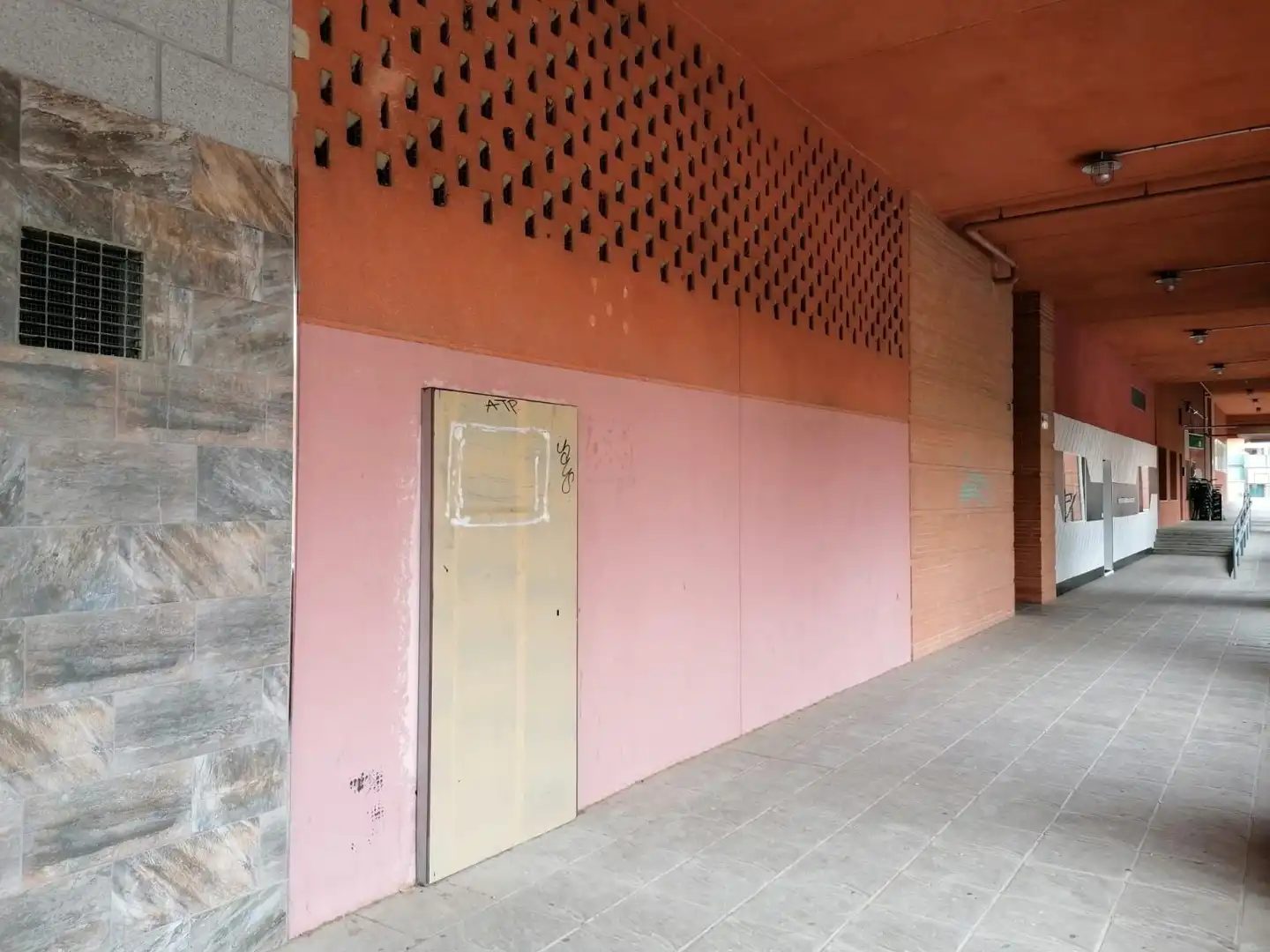 Local comercial en alquiler en Camino del Saladillo, imagen 9