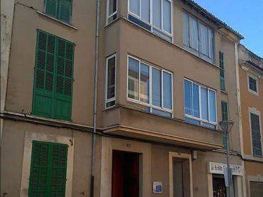 Rez-de-chaussée à vendre à Gran Via de Colom