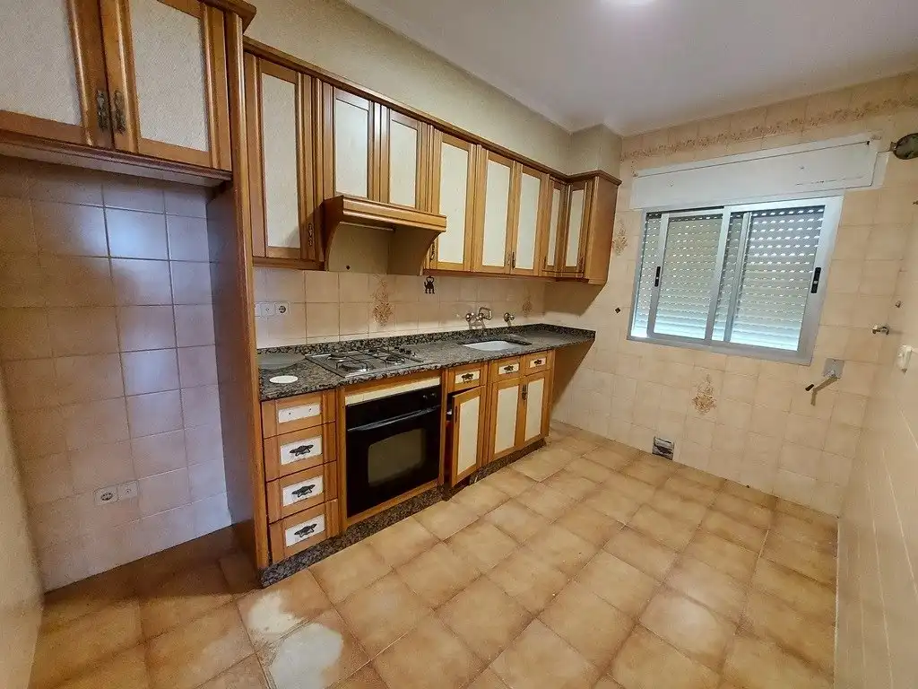Commercial properties for sale in Domeño