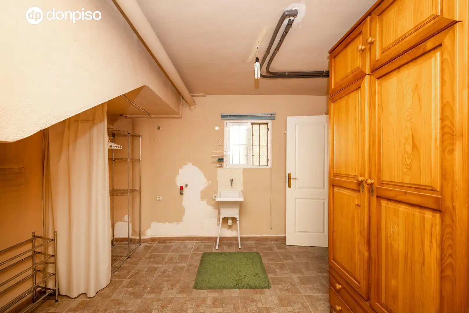 Casa aparellada amb terrassa en venda a MARIA PINET 10, imagen 47