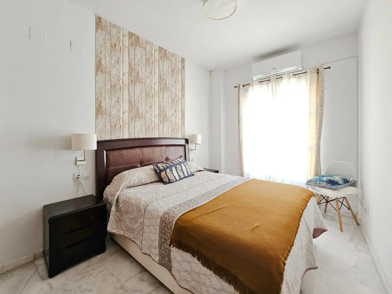 Bedroom of Flat for rent in Alcalá de Guadaira  with Air Conditioner, Furnished and Balcony