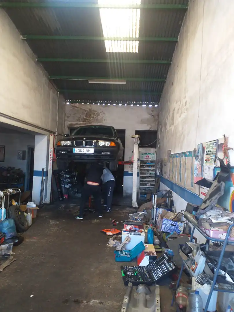 Local comercial en venda a Villanueva de la Serena, imagen 2