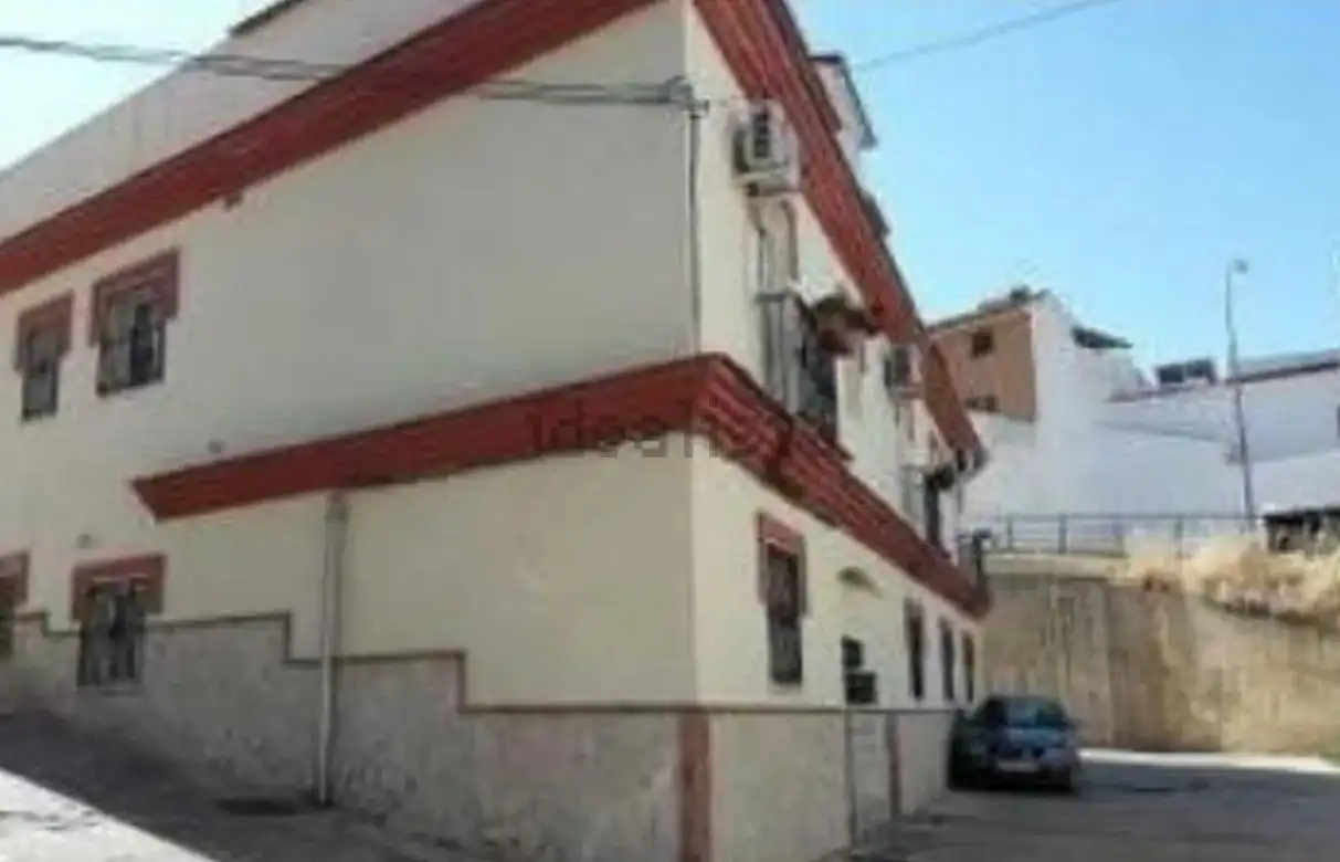 Vista exterior de Piso en venta en Pizarra