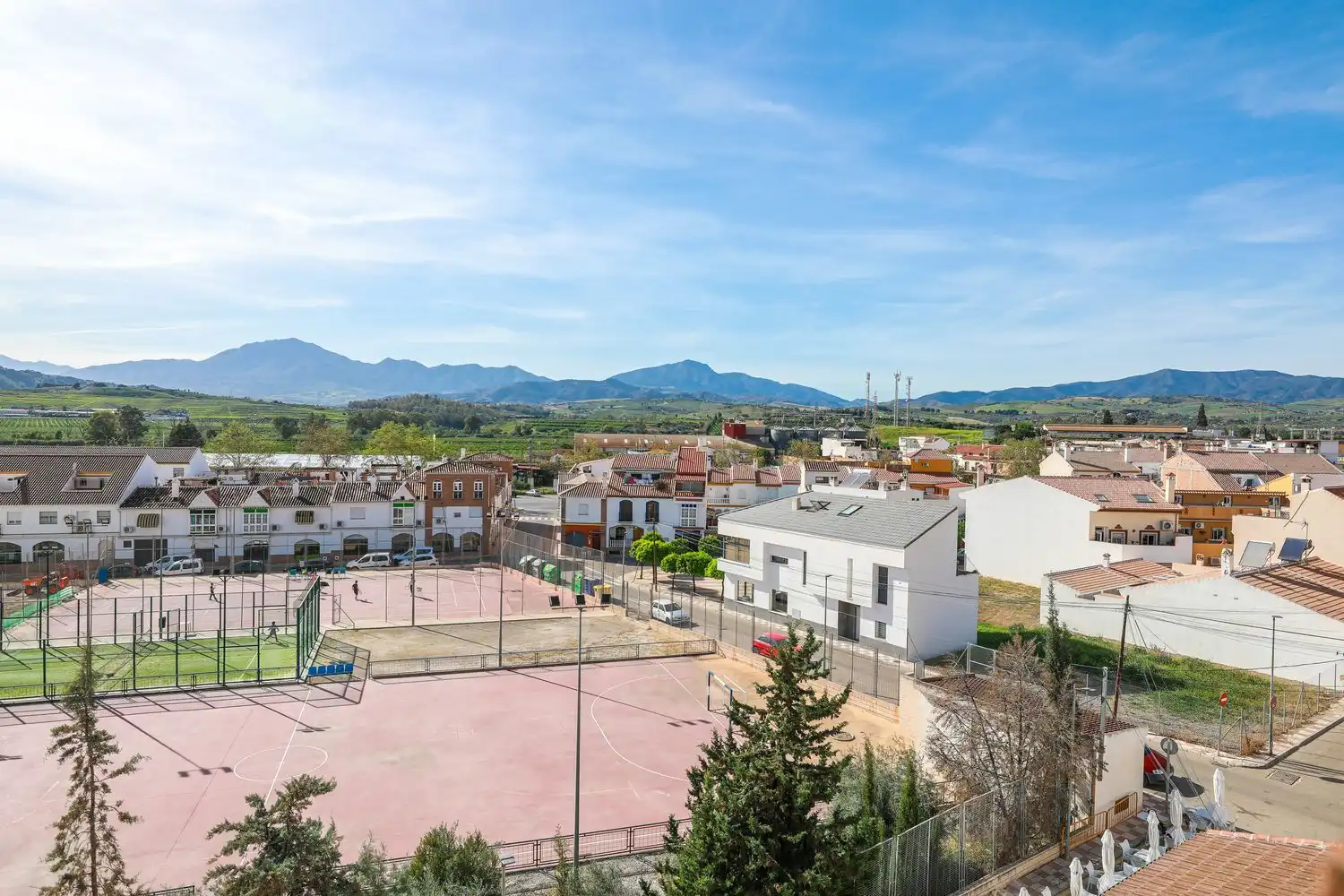 Vista exterior de Casa o chalet en venta en Pizarra con Aire acondicionado, Calefacción y Jardín privado