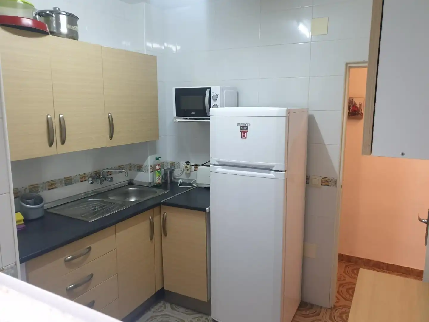 Cocina de Piso para compartir en Jaén con Aire acondicionado