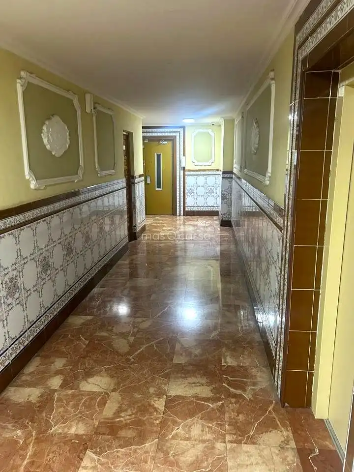 Wohnung zum Verkauf in La Línea de la Concepción mit Terrasse