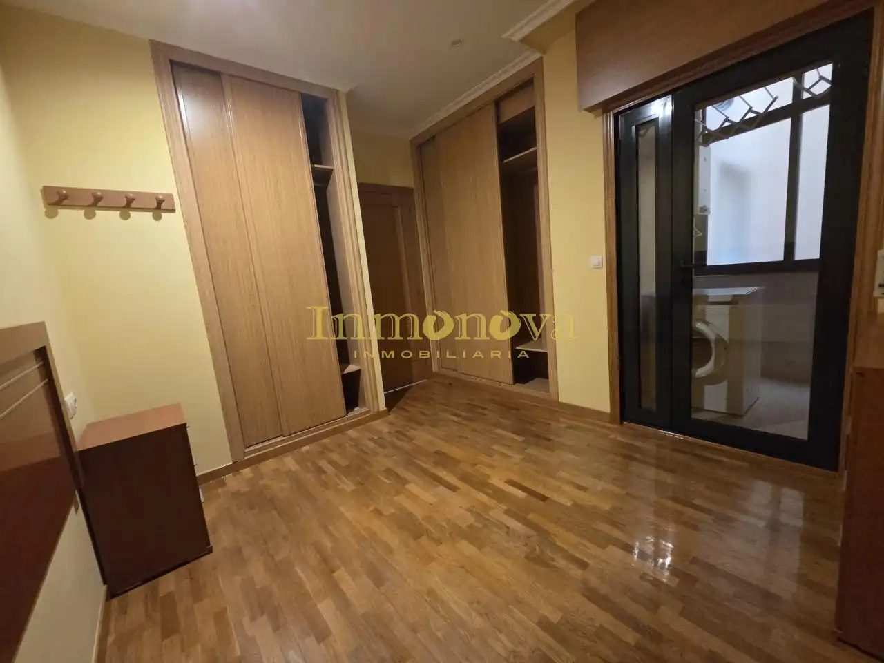 Habitación de Piso en venta en Salceda de Caselas con Calefacción, Trastero y Amueblado