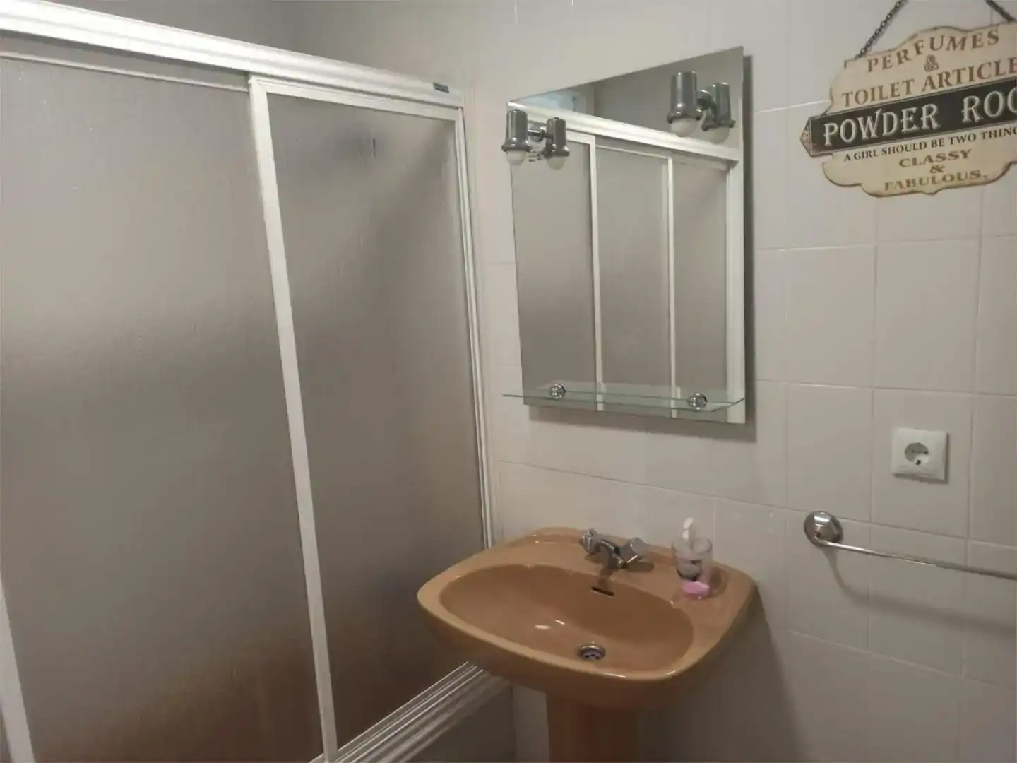 Baño de Piso en venta en Los Barrios, Cádiz