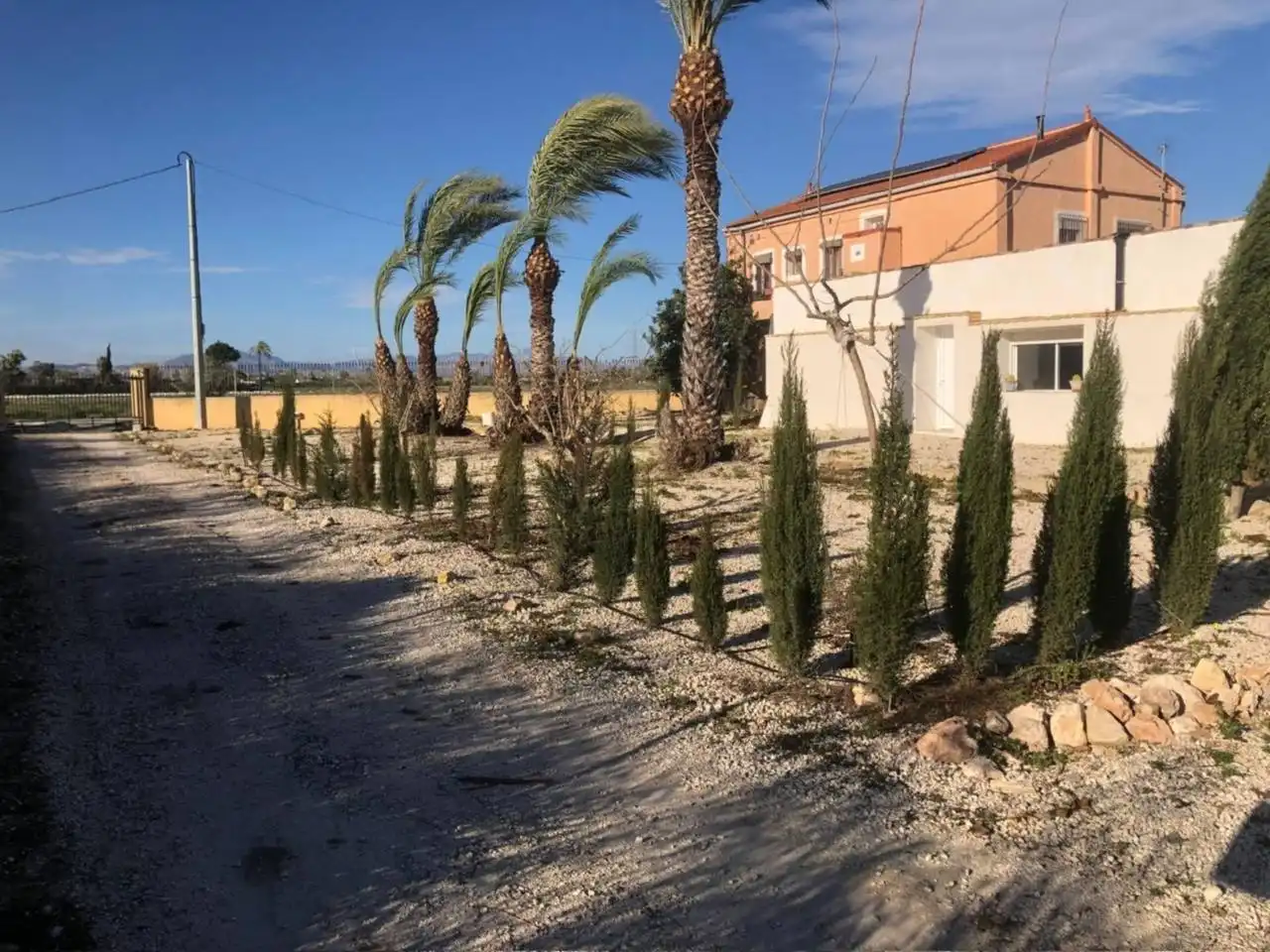 Casa adosada de alquiler en Elche / Elx con Jardín privado y Amueblado