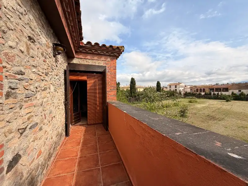 Casa con terraza en venta en Carrer de Figueres, imagen 85