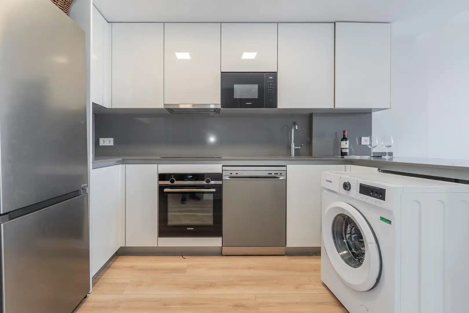 Cocina de Apartamento en venta en Madrid con Aire acondicionado, Calefacción y Jardín privado