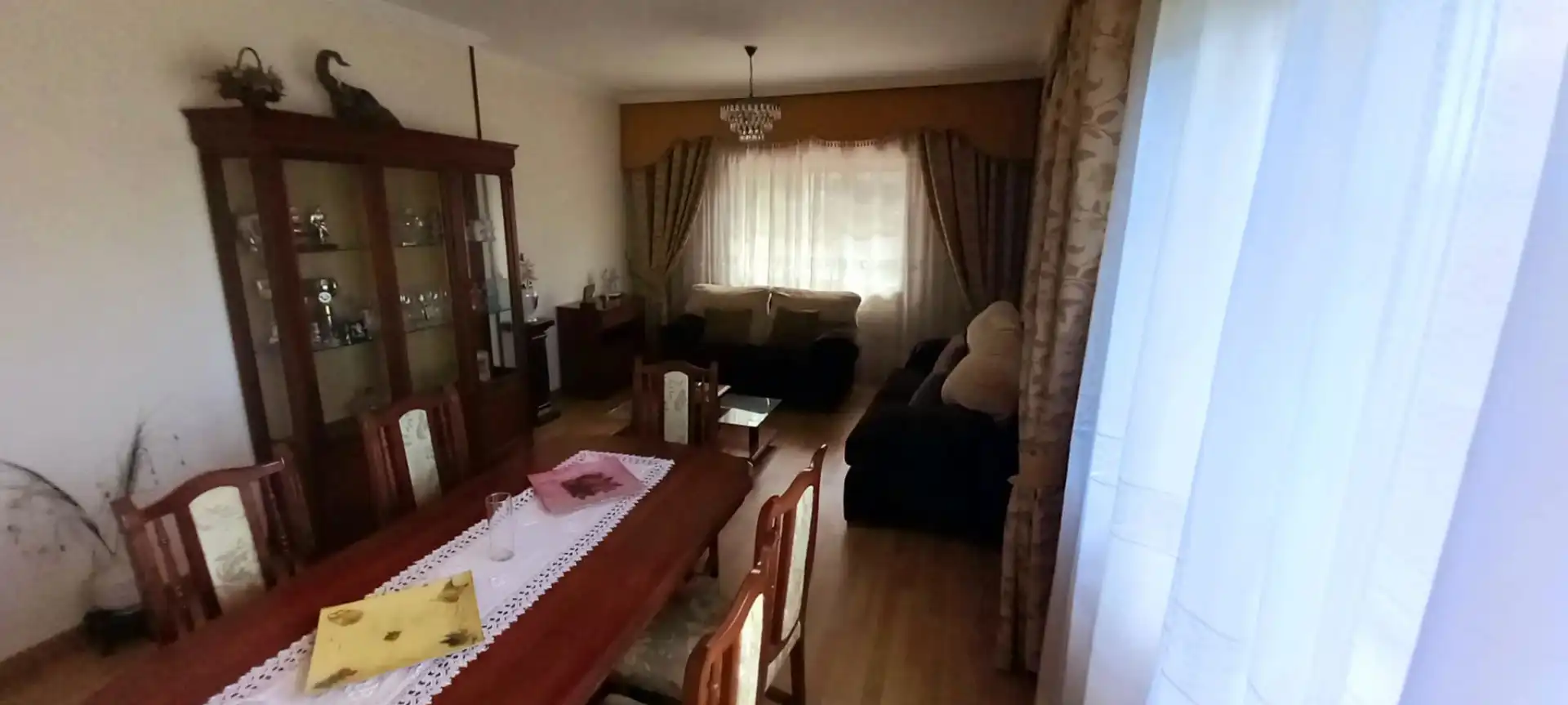 Menjador de Casa o xalet en venda en Vilagarcía de Arousa amb Calefacció, Jardí privat i Terrassa