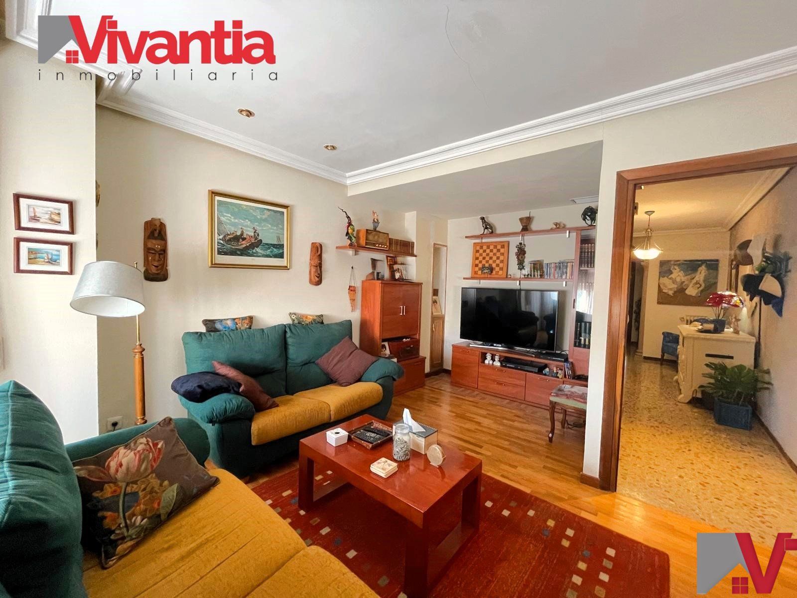 Sala d'estar de Casa adosada en venda en Puerto Lumbreras amb Aire condicionat, Calefacció i Terrassa