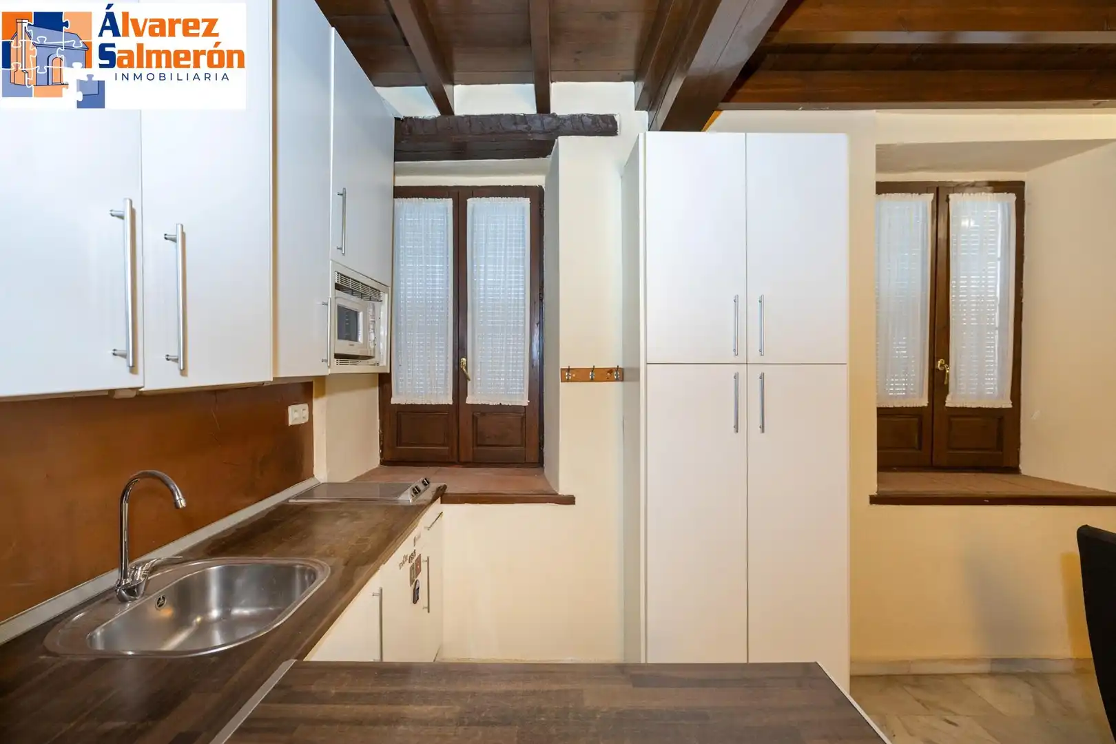 Cocina de Apartamento en venta en Granada