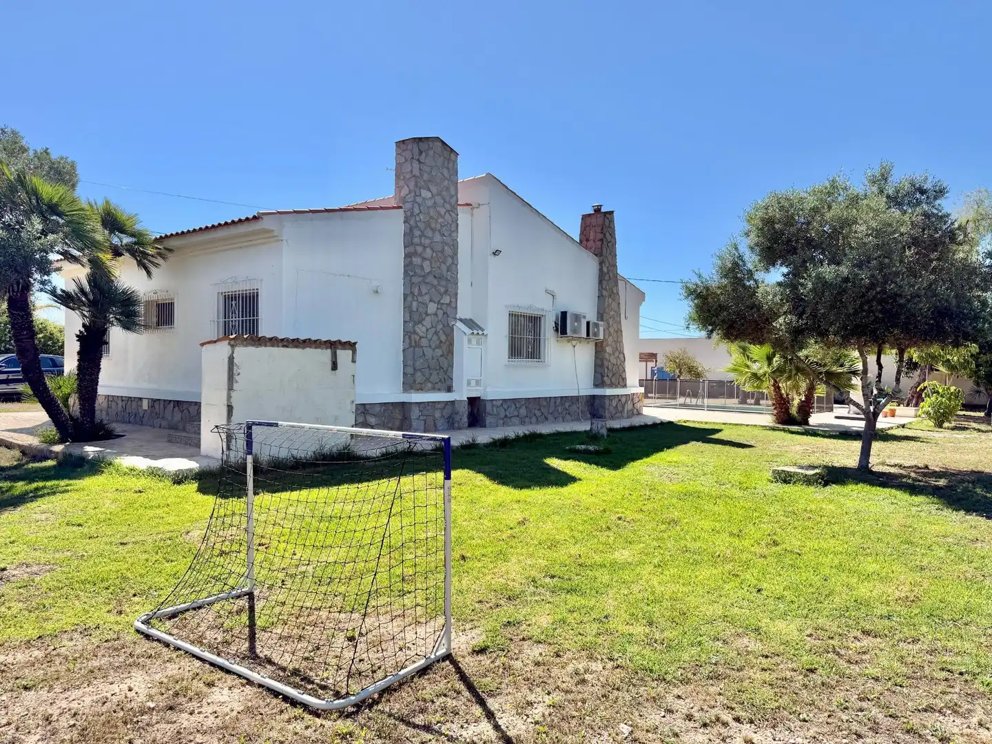 Vista exterior de Casa o chalet en venta en Elche / Elx con Aire acondicionado, Jardín privado y Terraza